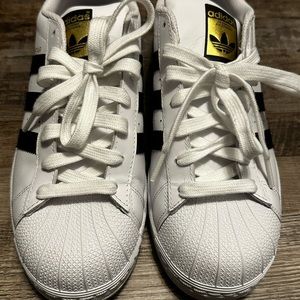 Adidas Superstar